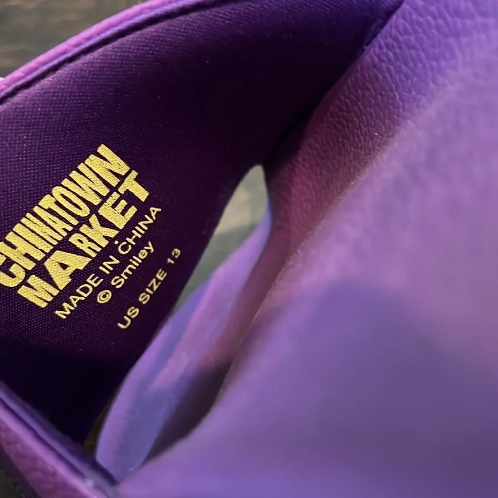 Chinatown Narket purple smiley slides 13